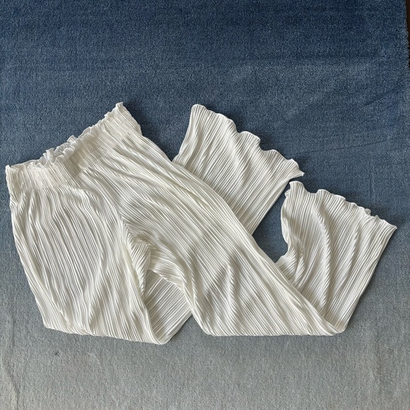 NWT Urban Outfitters White Out From Under Plisse Pants - Picture 2 of 5